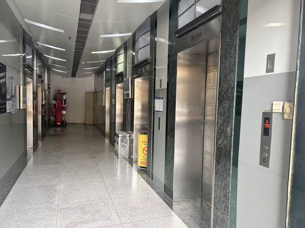 电梯厅1
